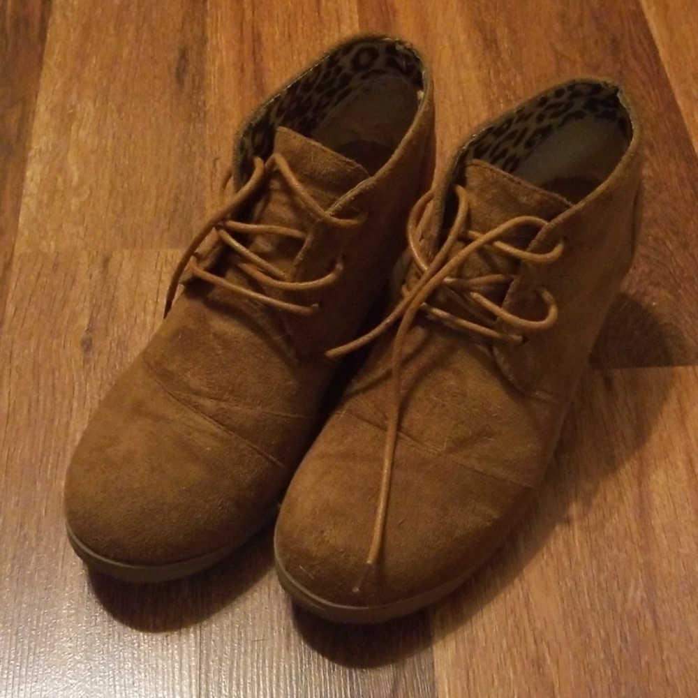 Rue 21 Suede Wedges